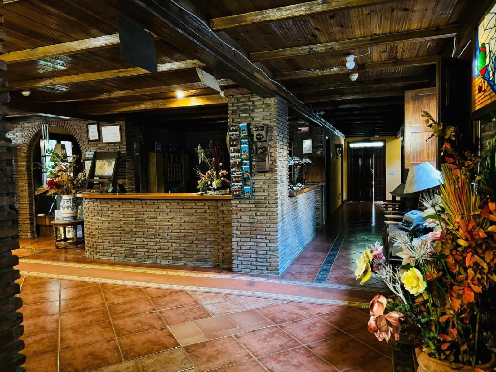 Ojén Hotel El Refugio De Juanar מראה חיצוני תמונה
