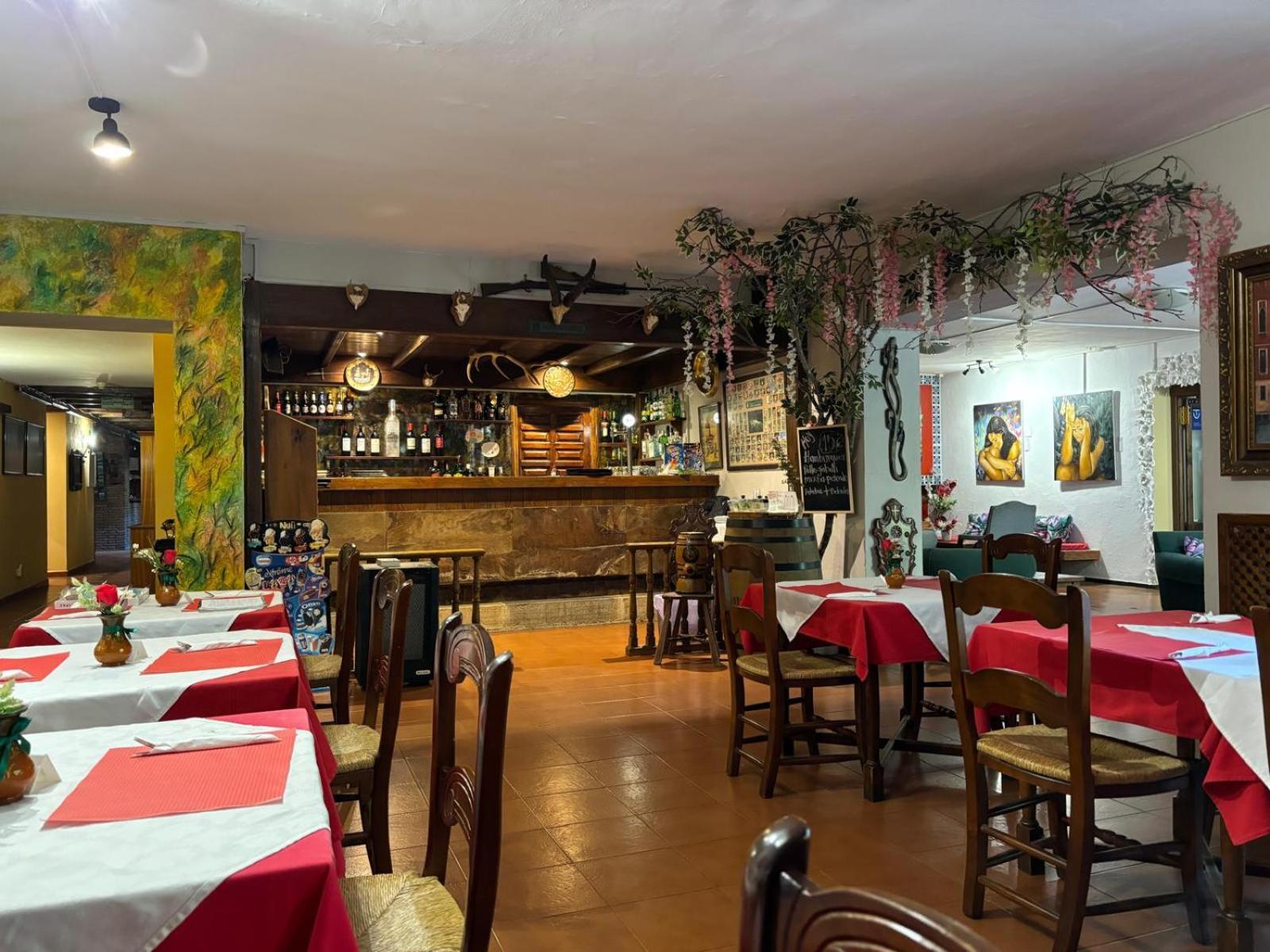 Ojén Hotel El Refugio De Juanar מראה חיצוני תמונה