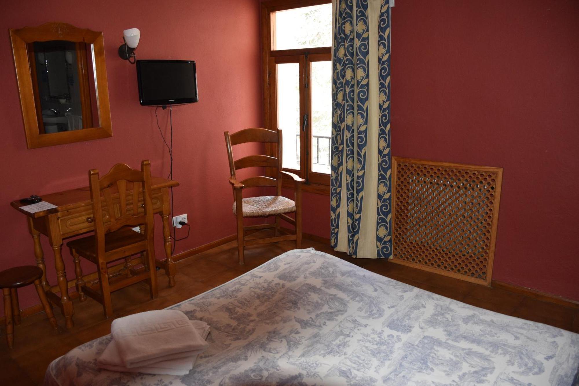 Ojén Hotel El Refugio De Juanar מראה חיצוני תמונה