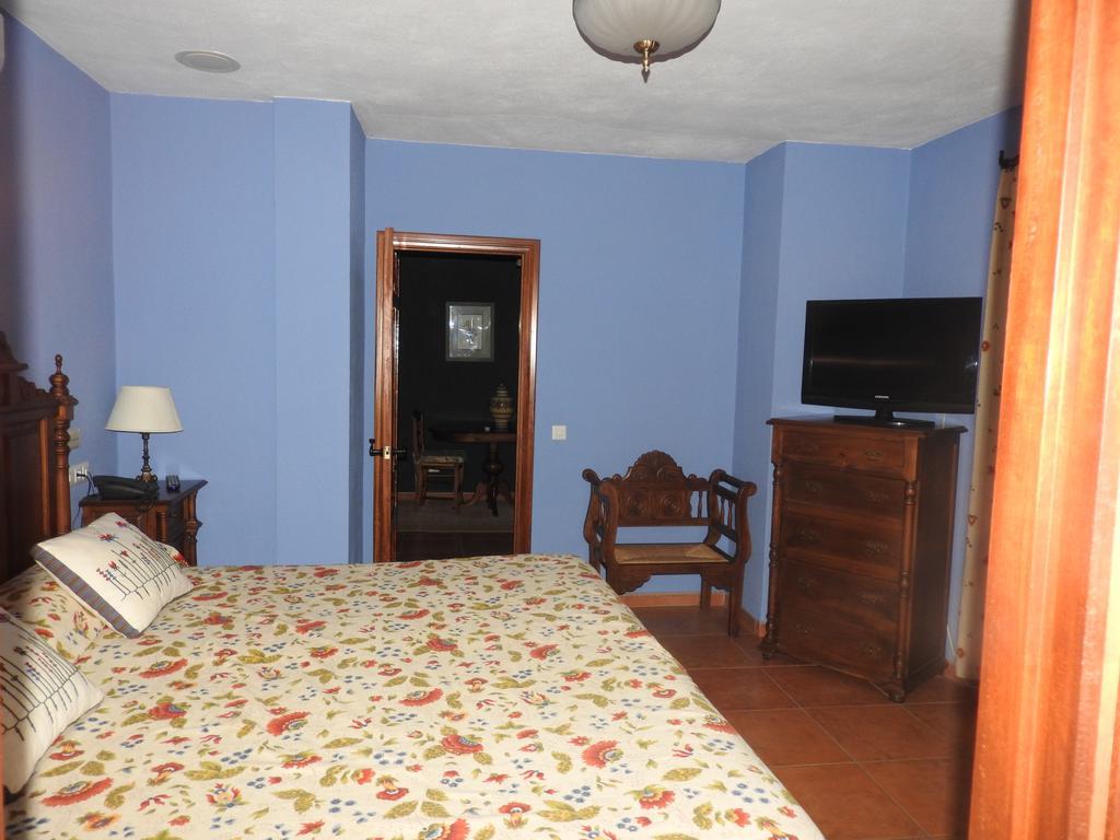 Ojén Hotel El Refugio De Juanar מראה חיצוני תמונה